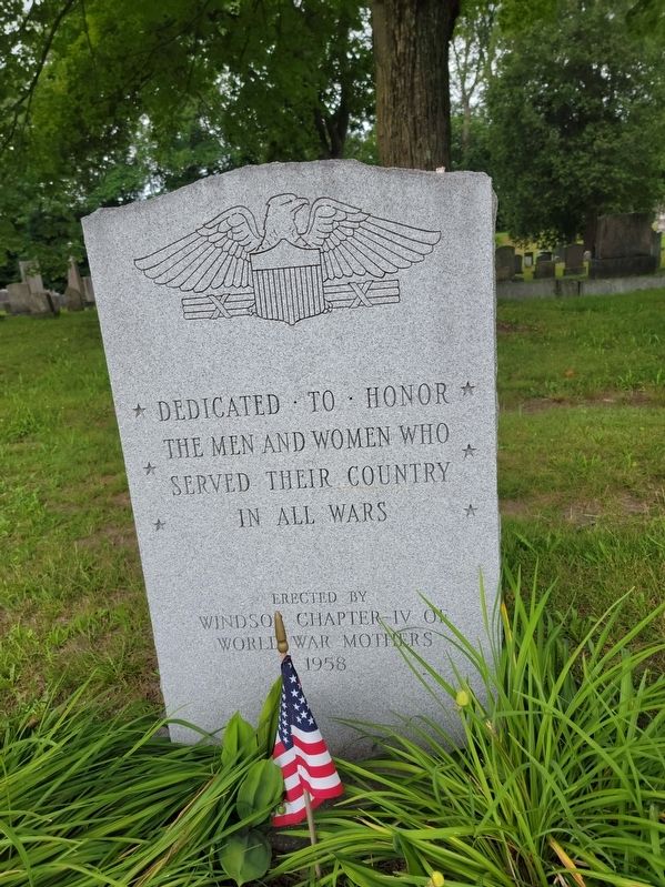 Windsor Veterans Monument image. Click for full size.
