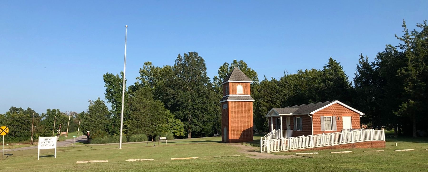 Thyne Institute Memorial image. Click for full size.