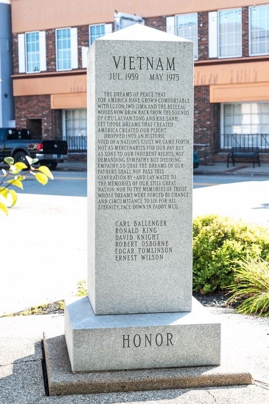 Veterans Memorial<br>Vietnam Face of Monument. Click for full size. Veterans Memorial<br>Vietnam Face of Monument image. Click for full size.