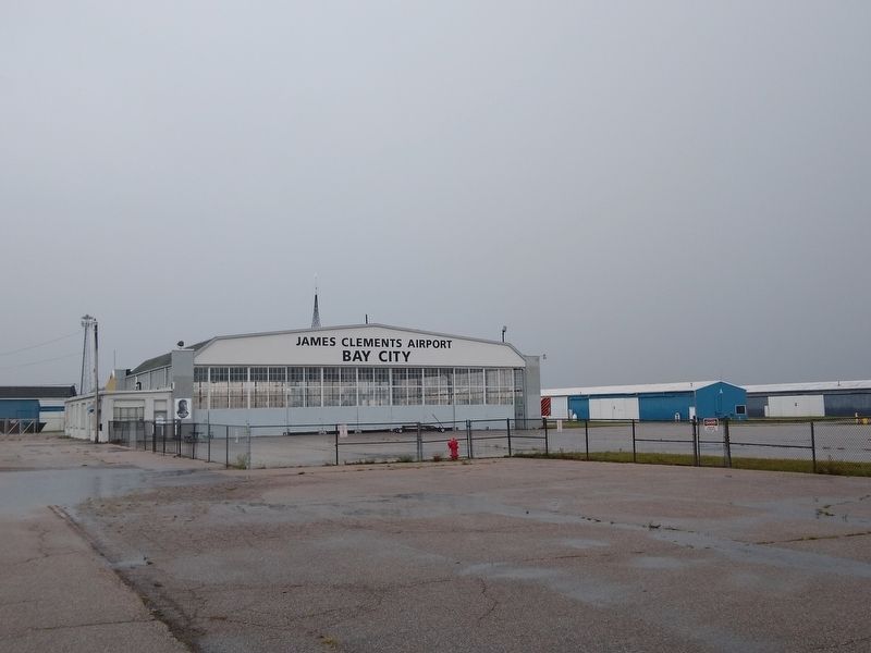 James Clements Memorial Airport Hangar image. Click for full size.