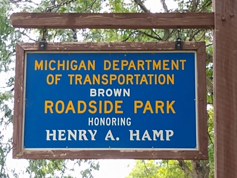 Brown Roadside Park Sign image. Click for full size.