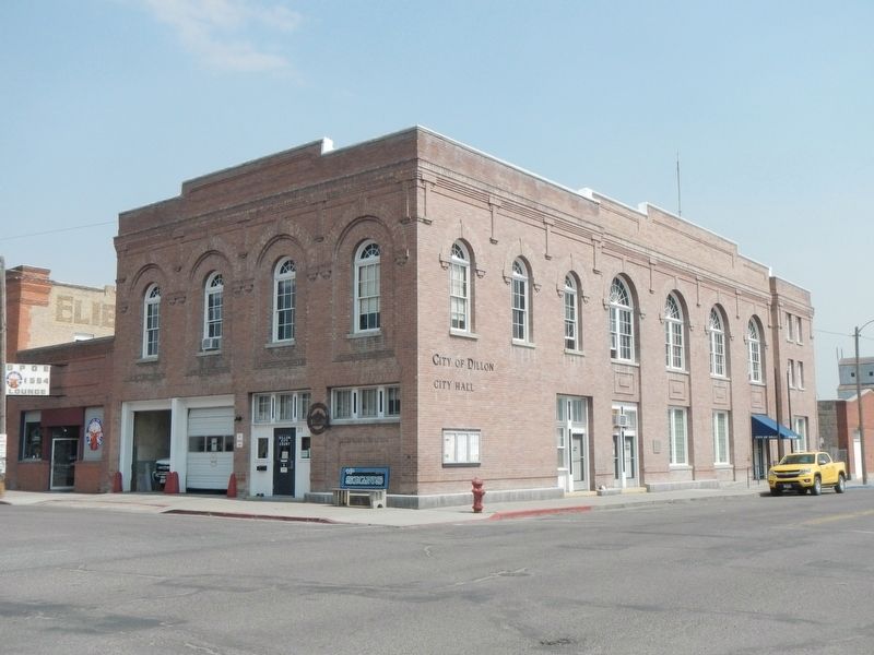 Dillon City Hall and Marker image. Click for full size.