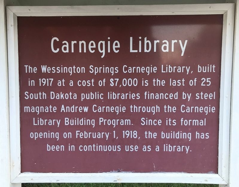 Carnegie Library Marker image. Click for full size.