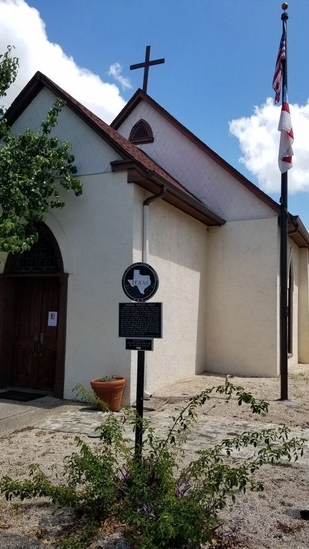Emmanuel Episcopal Church and Marker image. Click for full size.