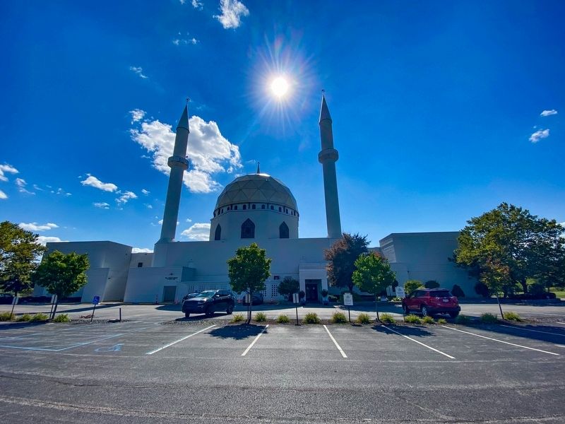 Islamic Center of Greater Toledo image. Click for full size.