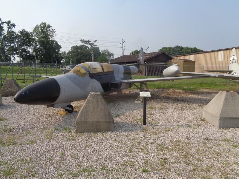 PZL TS-11 Iskra Marker image. Click for full size.