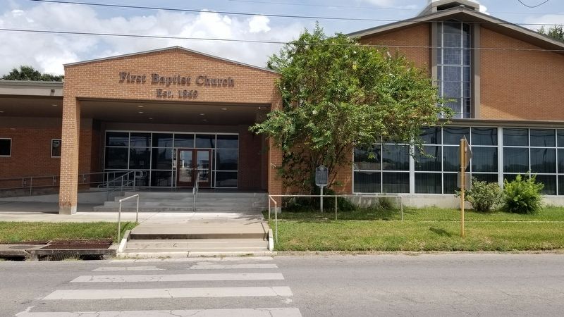 First Baptist Church of Beeville and Marker image. Click for full size.