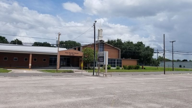The view of the First Baptist Church of Beeville and Marker from the street image. Click for full size.