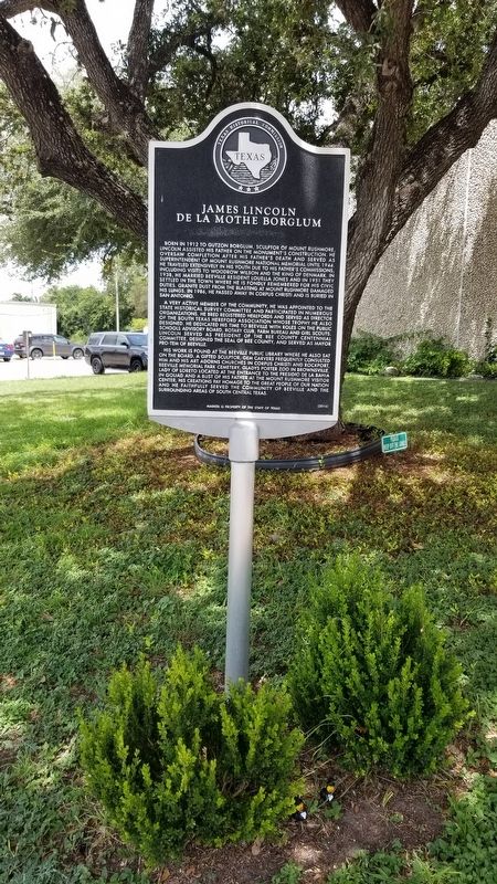 James Lincoln de la Mothe Borglum Marker. Click for full size. James Lincoln de la Mothe Borglum Marker image. Click for full size.