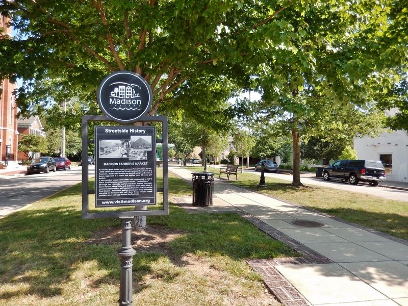 Madison Farmer's Market Marker<br>(<i>south side</i>). Click for full size. Madison Farmer's Market Marker<br>(<i>south side</i>) image. Click for full size.