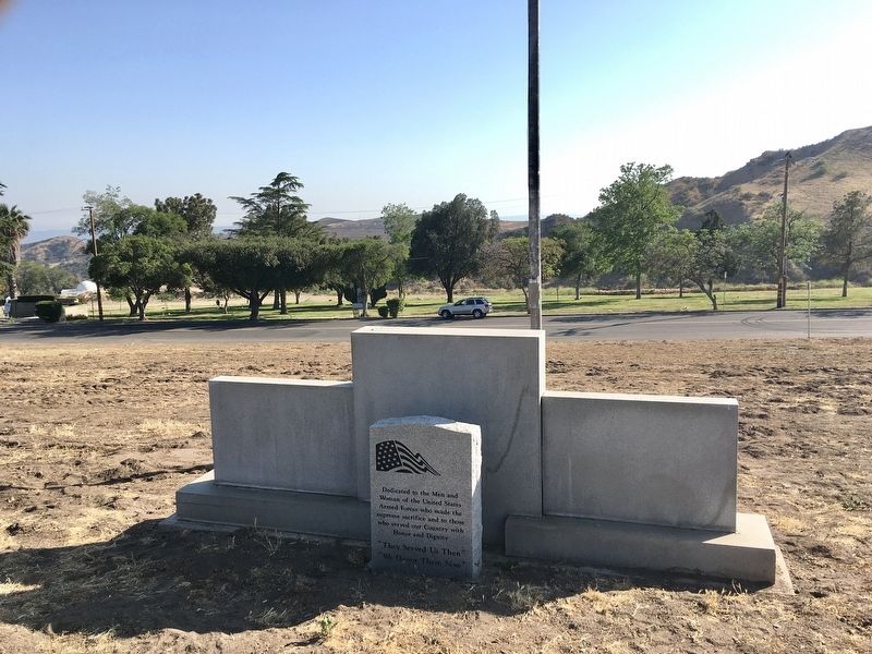 Glen Haven Veterans Memorial image. Click for full size.