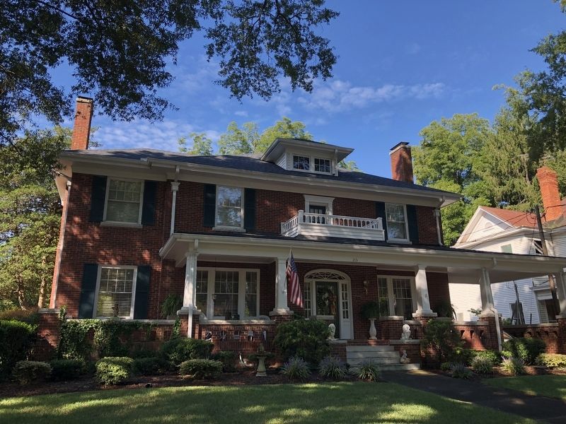 213 College Street. Click for full size. 213 College Street image. Click for full size.