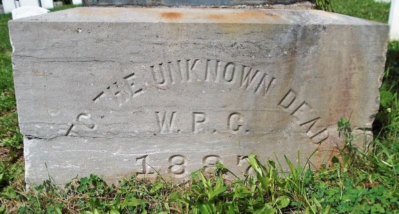 The Unknown Dead Marker image. Click for full size.