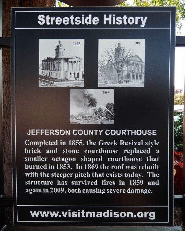 Jefferson County Courthouse Marker<br>(<i>west side</i>). Click for full size. Jefferson County Courthouse Marker<br>(<i>west side</i>) image. Click for full size.