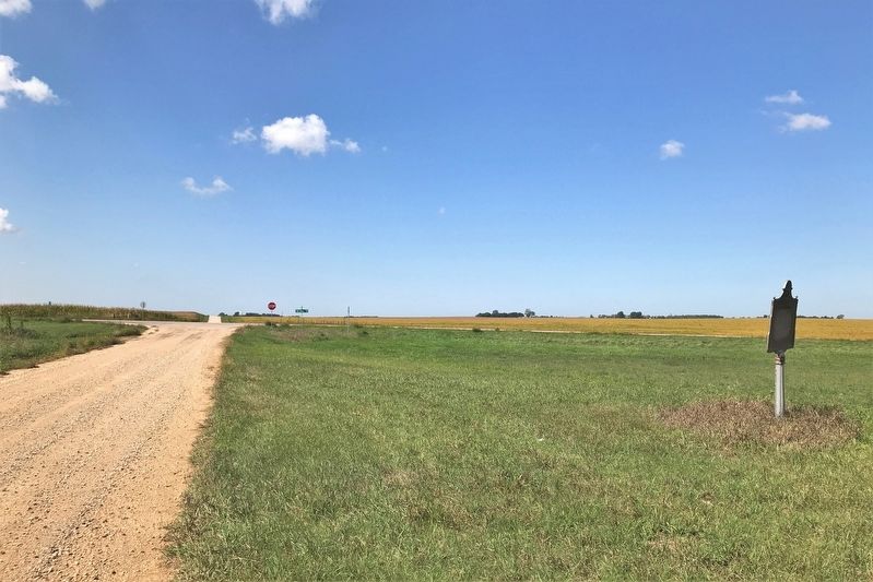 Brookings County / Moody County Marker, from the east image. Click for full size.