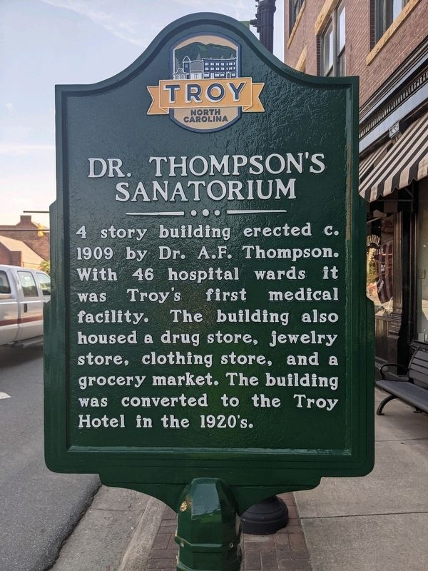 Dr. Thompson's Sanatorium Marker. Click for full size. Dr. Thompson's Sanatorium Marker image. Click for full size.