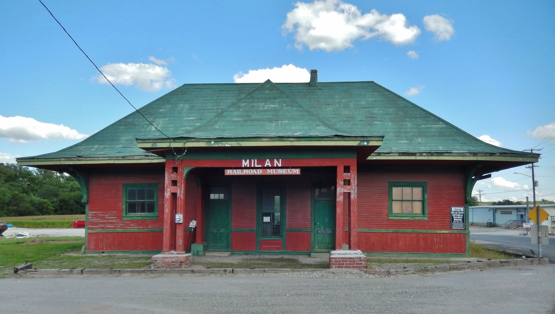 Milan Railroad Depot (<i>west elevation</i>) image. Click for full size.