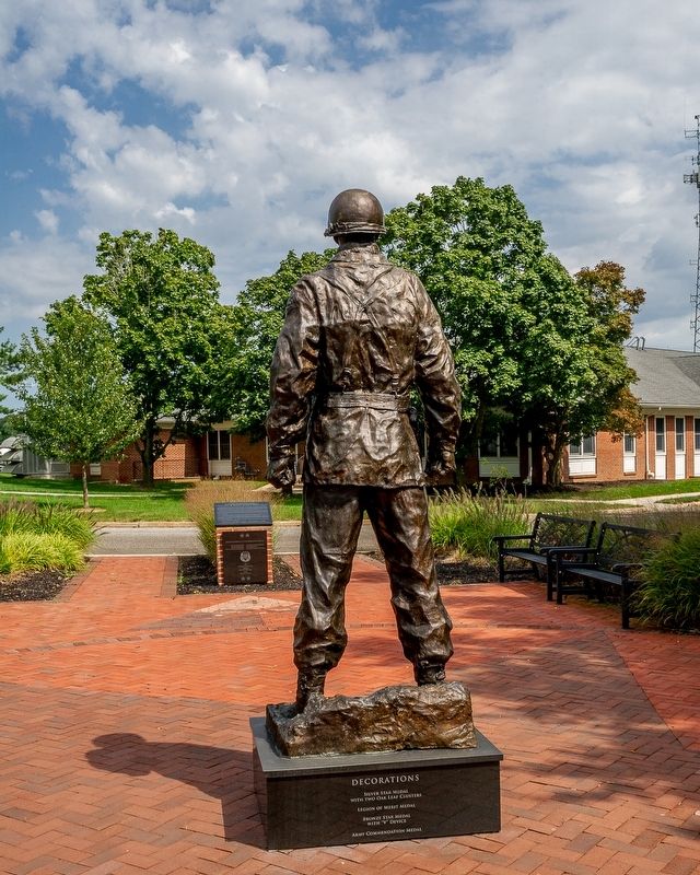 Statue - Rear View. Click for full size. Statue - Rear View image. Click for full size.