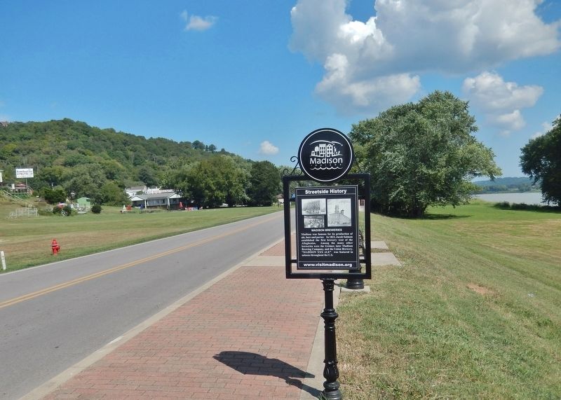 Madison Breweries Marker (<i>west side</i>) image. Click for full size.