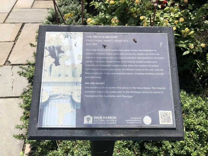 Carl Grillo Glass House Marker image. Click for full size.