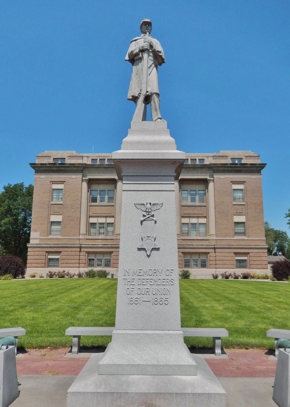 Howard County Civil War Monument image. Click for full size.