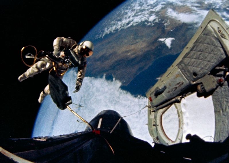 White Floats out the Open Hatch. Click for full size. White Floats out the Open Hatch image. Click for full size.