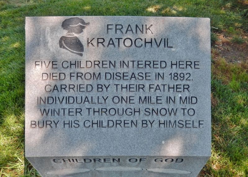 Kratochvil Family Gravestone, St. Wenceslaus Cemetery image. Click for full size.