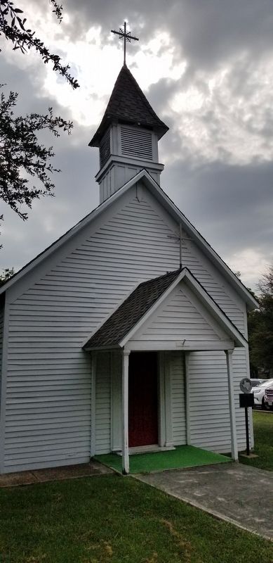 The St. Matthews Episcopal Church and Marker image. Click for full size.
