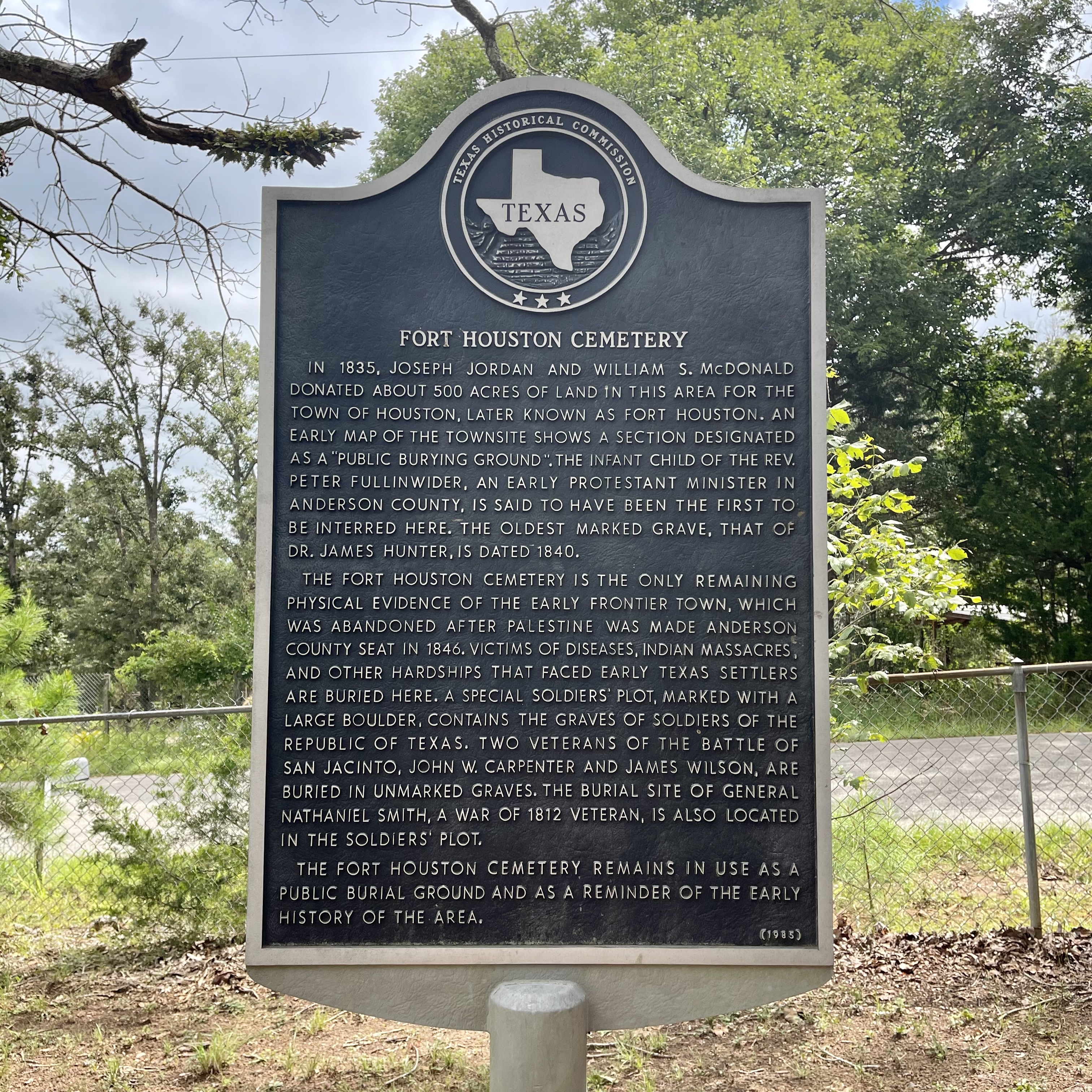Fort Houston Cemetery Marker