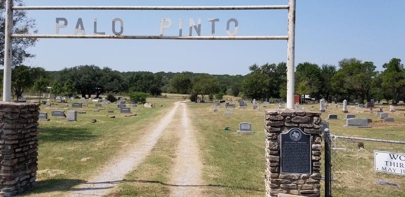 The entrance to the Palo Pinto Cemetery with the Marker image. Click for full size.