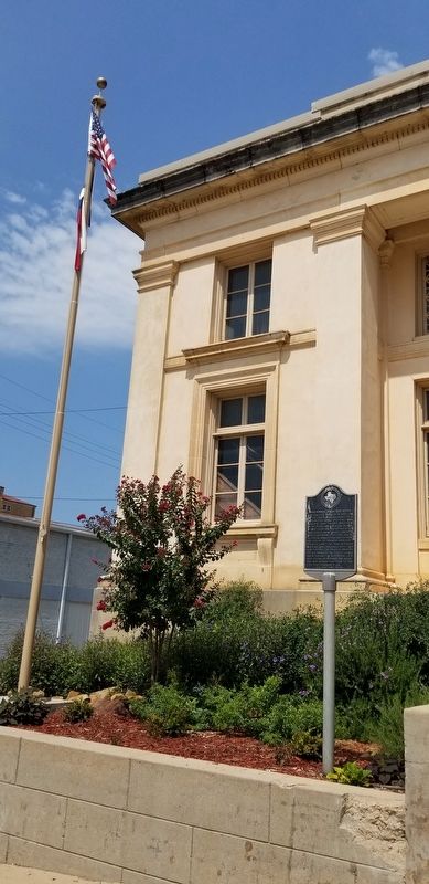 The Old Mineral Wells Post Office and Marker image. Click for full size.