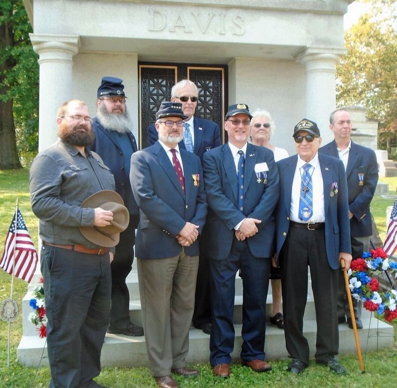 SUVCW and Auxiliary Members at A. P. Davis Mausoleum image. Click for full size.