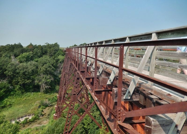 Chicago & North Western Railroad Bridge image. Click for full size.