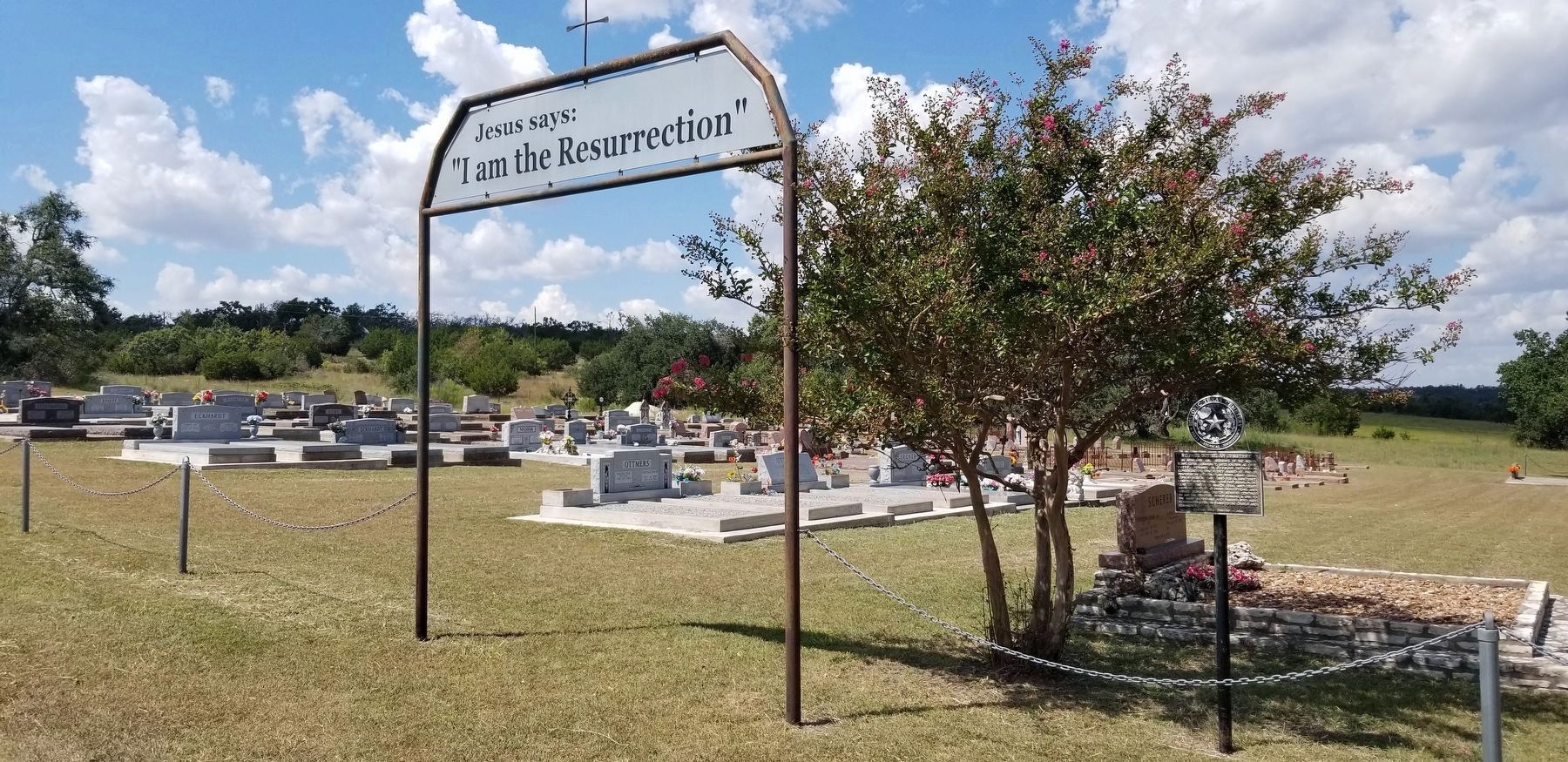 The view of the St. Paul Lutheran Cemetery and Marker from the front of the cemetery image. Click for full size.