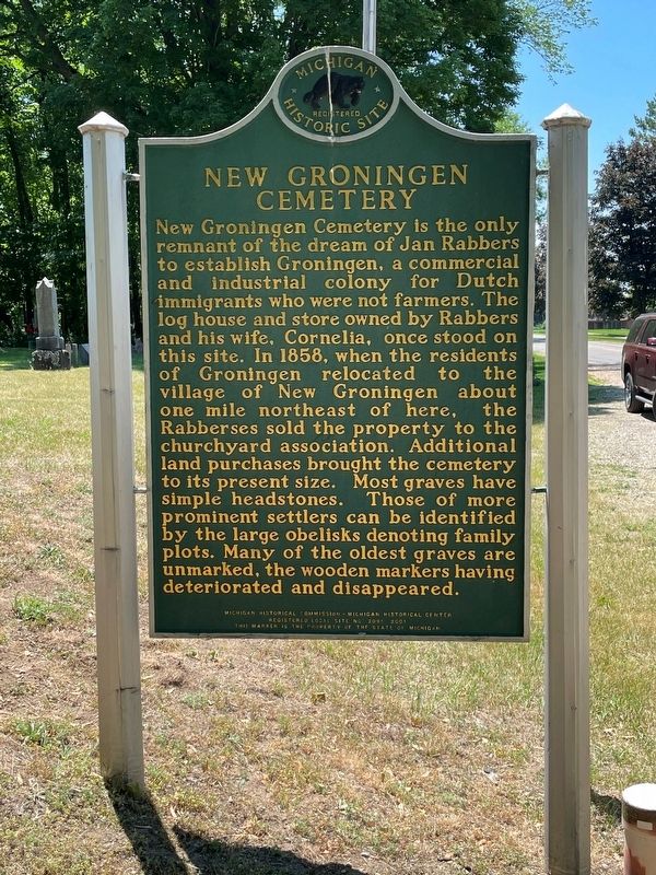 New Groningen Cemetery Marker image. Click for full size.