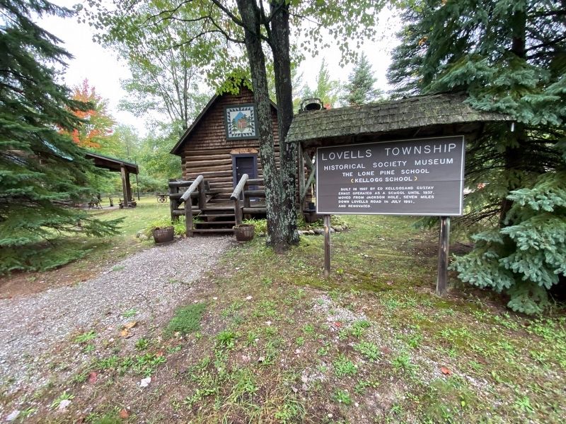 The Lone Pine School Marker image. Click for full size.