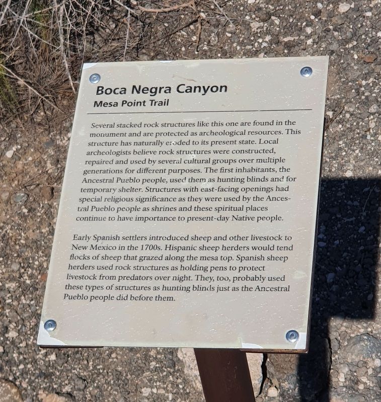 Mesa Point Trail Marker image. Click for full size.