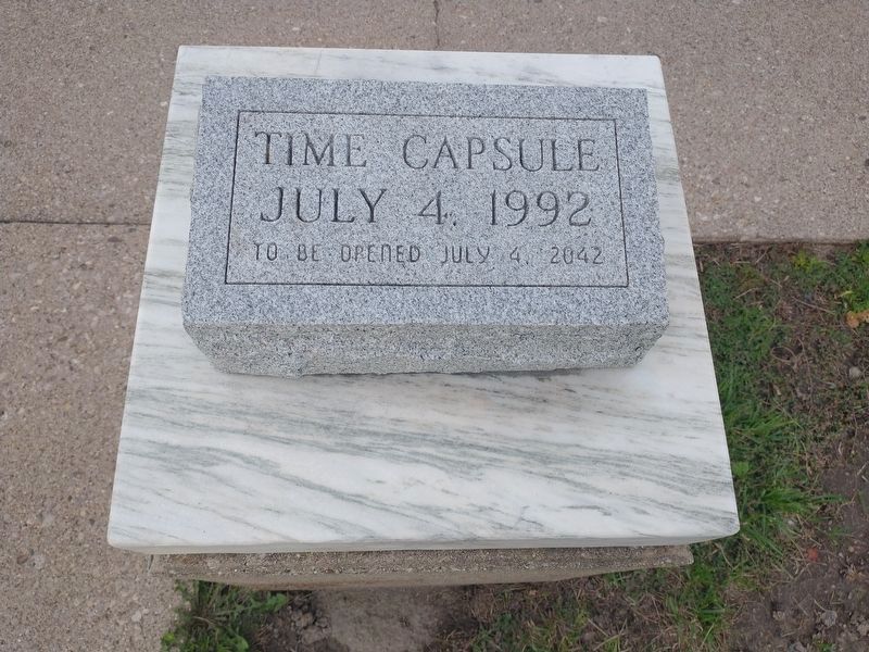 Nearby time capsule image. Click for full size.