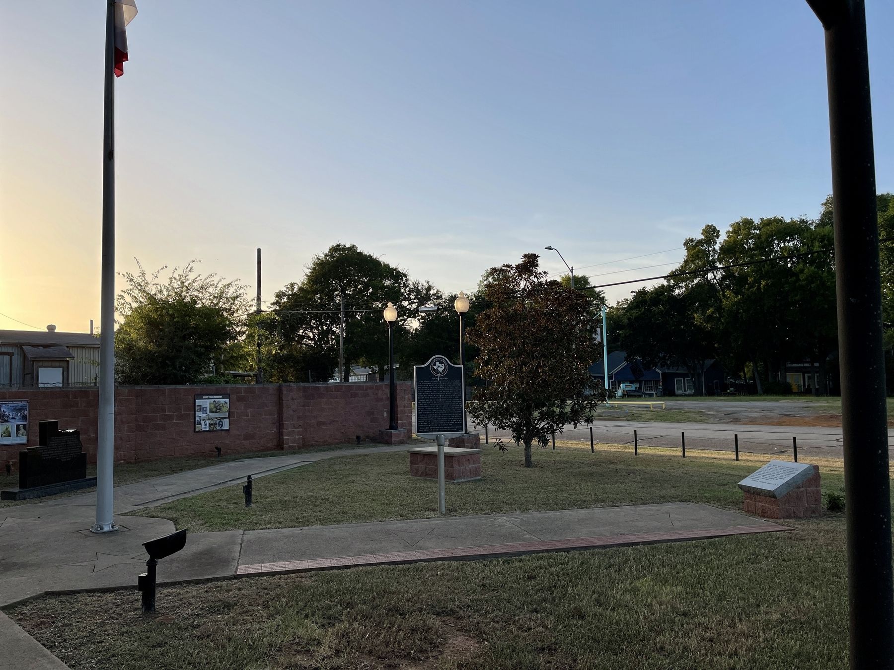 John H. Reagan Marker in Confederate Veterans Plaza image. Click for full size.