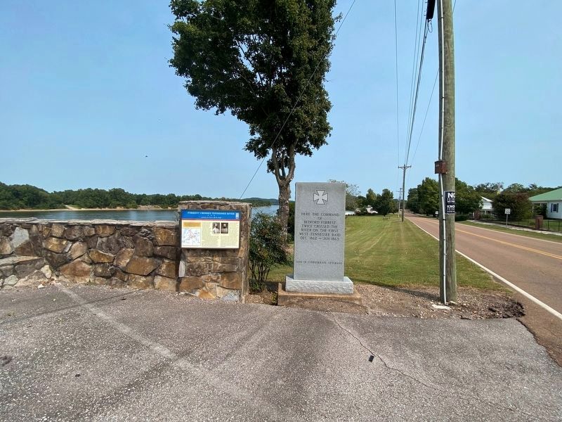 Forrest Crosses Tennessee River Marker. Click for full size. Forrest Crosses Tennessee River Marker image. Click for full size.