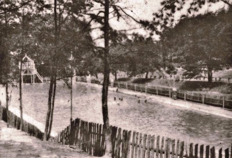 Marker detail: Riverside Swimming Pool image. Click for full size.