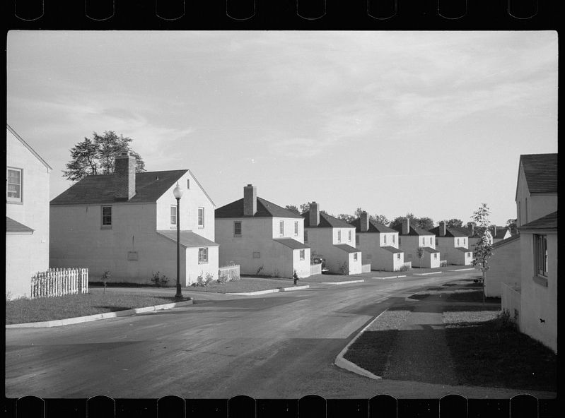 Greendale's 'Backward Houses' Marker. Click for full size. Greendale's 'Backward Houses' Marker image. Click for full size.