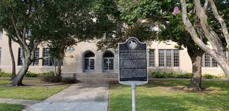 The Moses Menger Elementary School and Marker image. Click for full size.