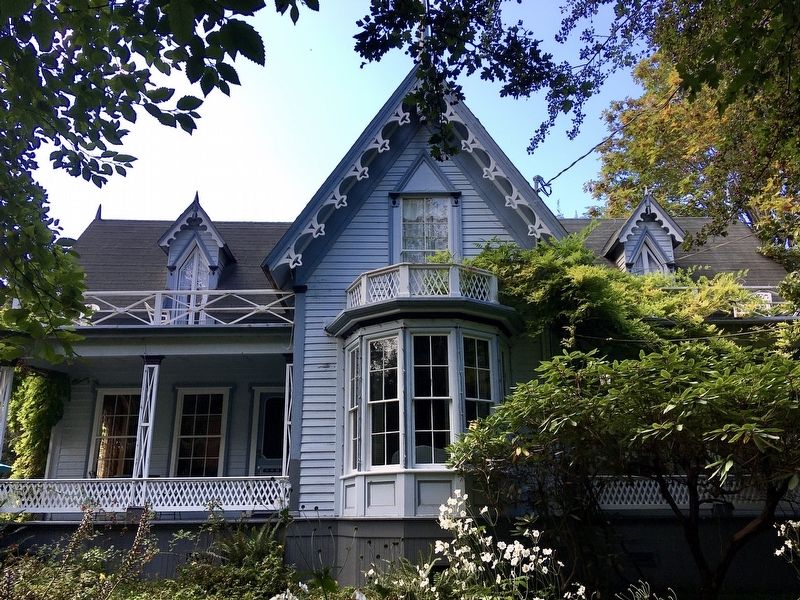 The Shaw House image. Click for full size.