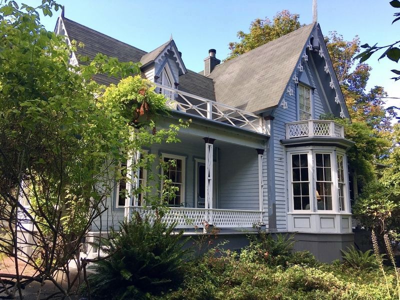 The Shaw House image. Click for full size.