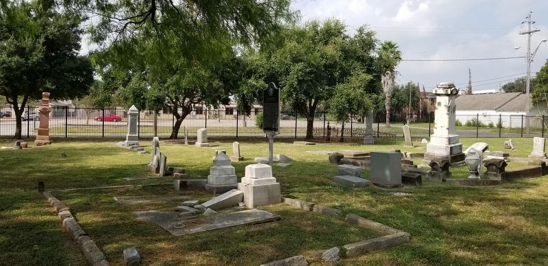 The view of the William DeRyee Marker in the cemetery. Click for full size. The view of the William DeRyee Marker in the cemetery image. Click for full size.