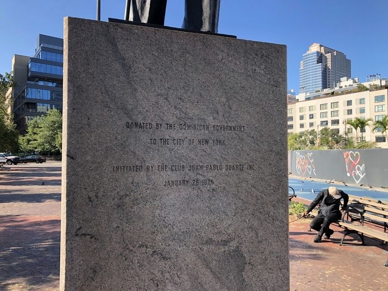 On the back of the base of the Juan Pablo Duarte statue image. Click for full size.