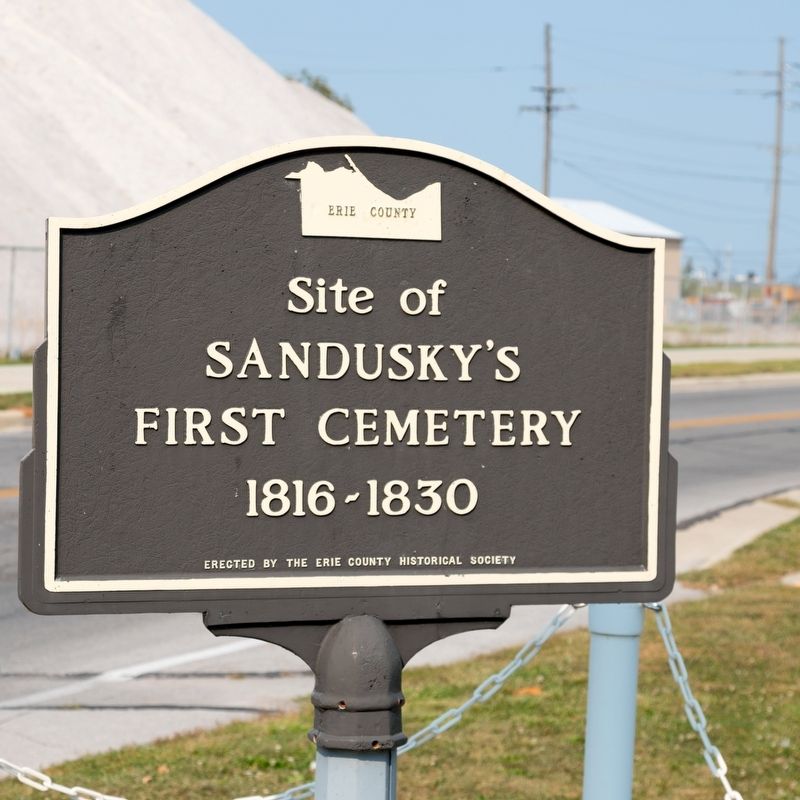 Sandusky's First Cemetery Marker image. Click for full size.