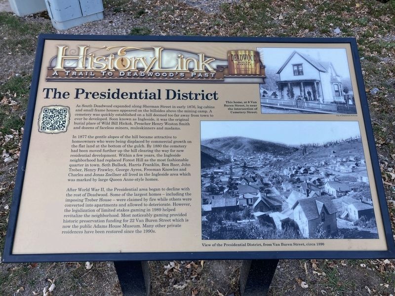 The Presidential District Marker (replacement marker) image. Click for full size.