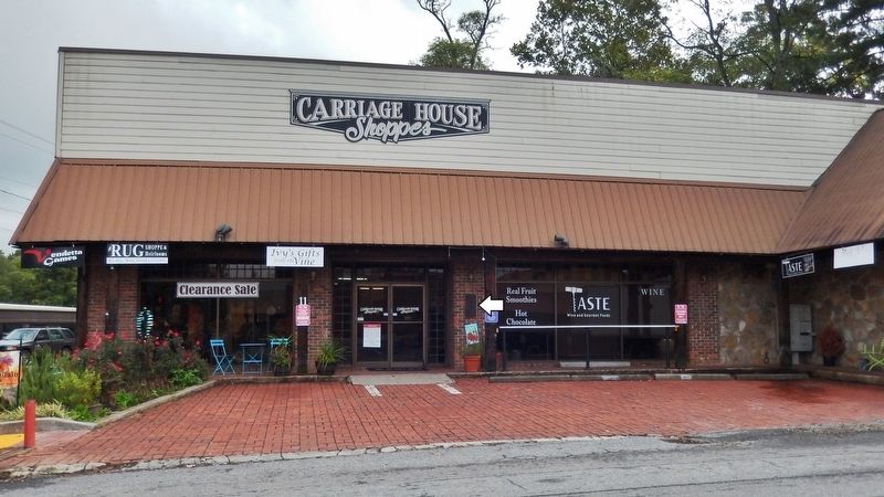 Dahlonega Stories Marker<br>Carriage House Shoppes image. Click for full size.